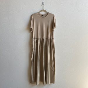 Beige Banana Republic summer maxi dress